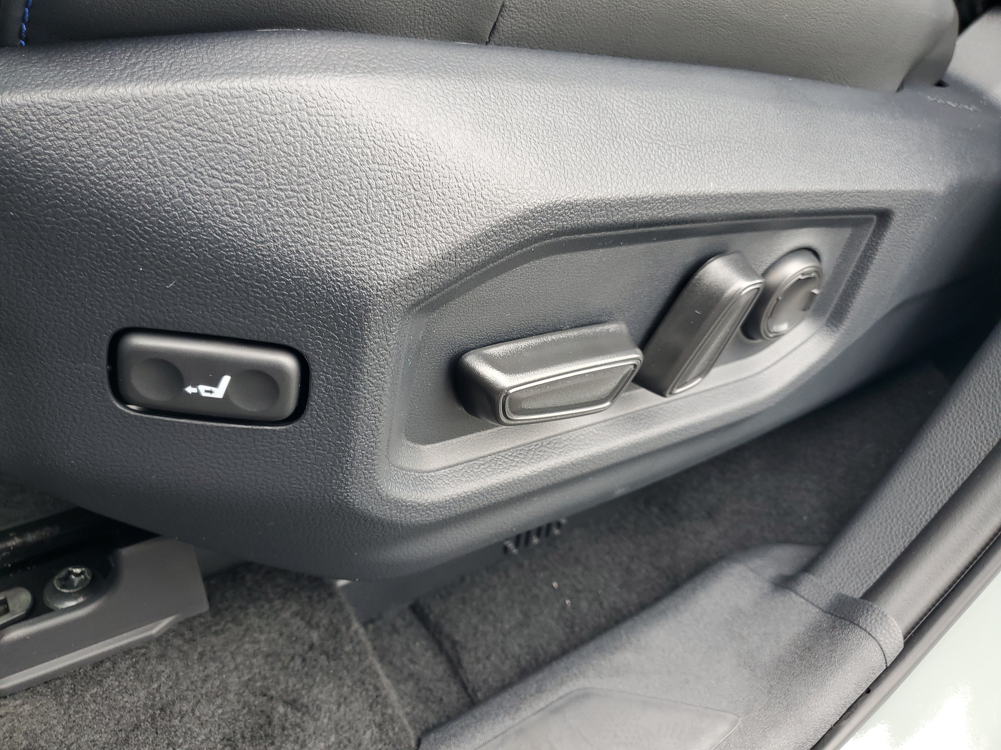New 2026 Toyota Tundra Platinum AWD/4WD image 22