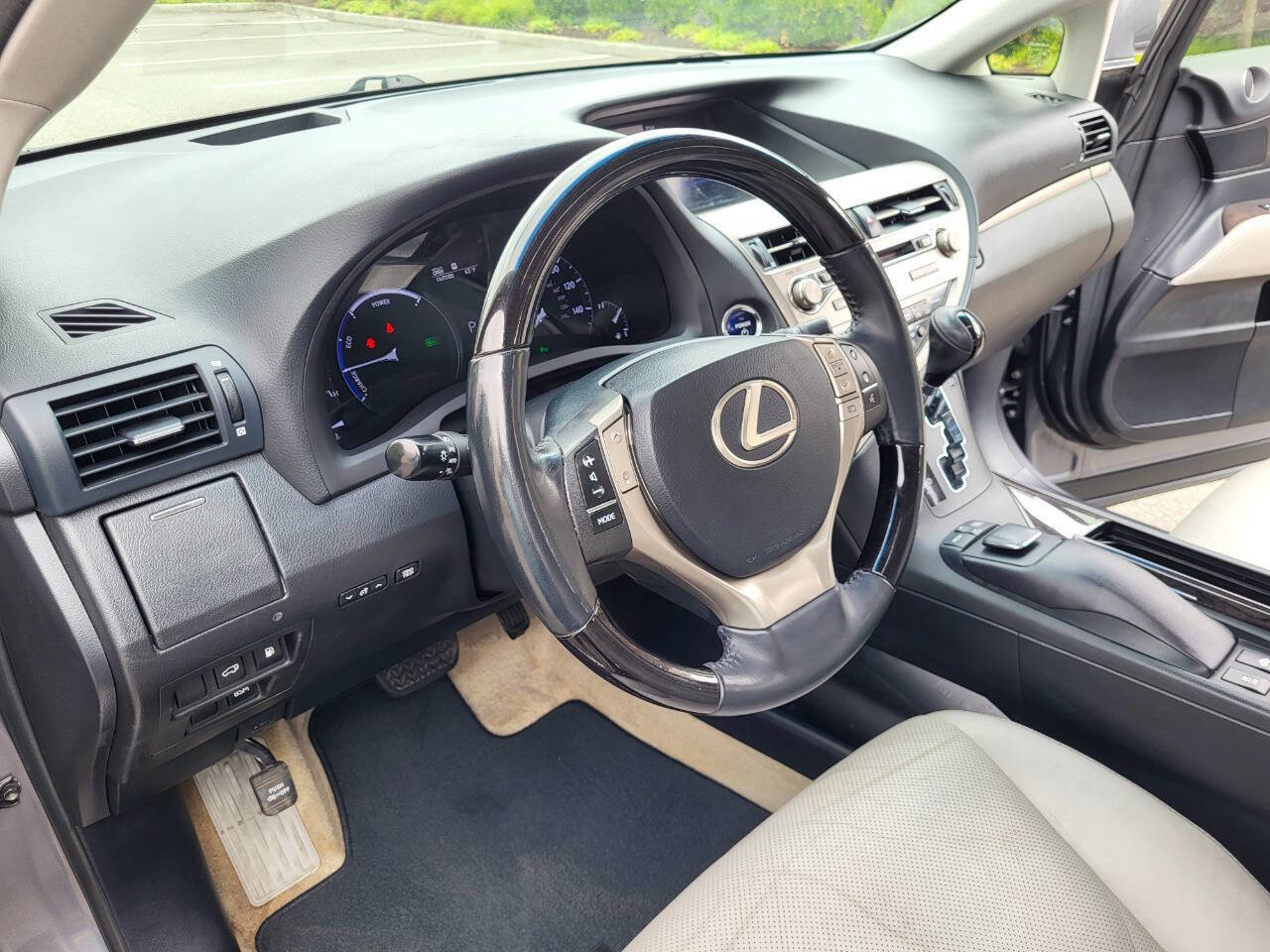 Used 2014 Lexus RX 450h Base AWD 4dr SUV image 13