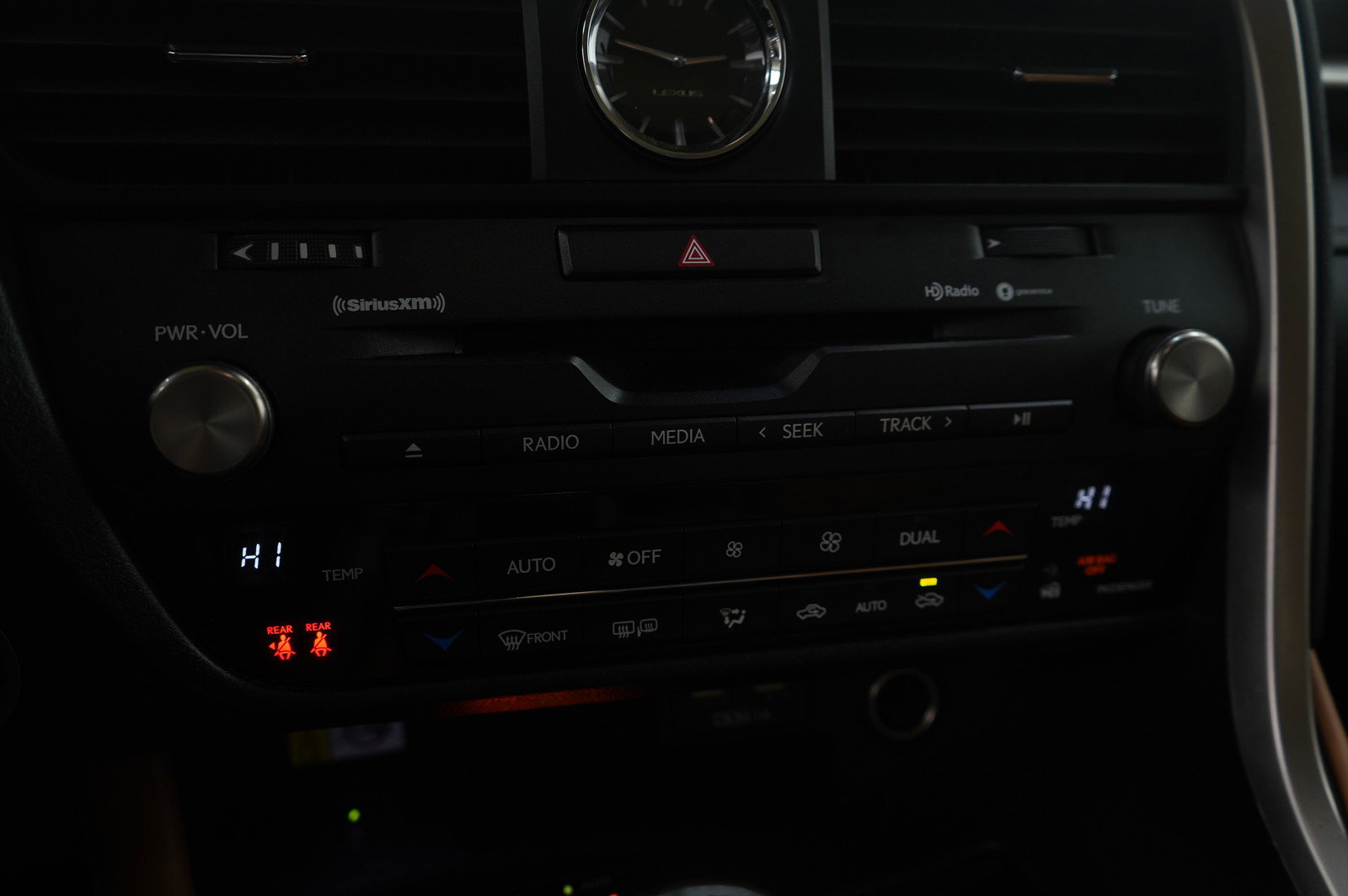 Used 2022 Lexus RX 450h AWD w/ Premium Package image 22