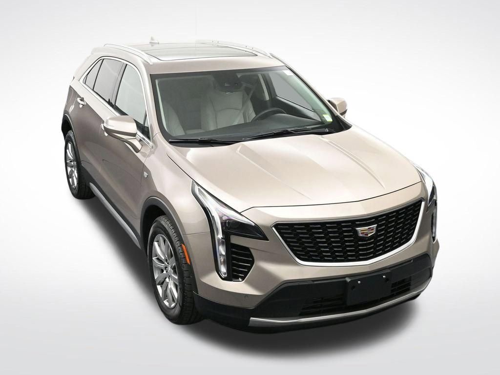 Used 2022 Cadillac XT4 Premium Luxury w/ Enhanced Visibility Package AWD/4WD image 18