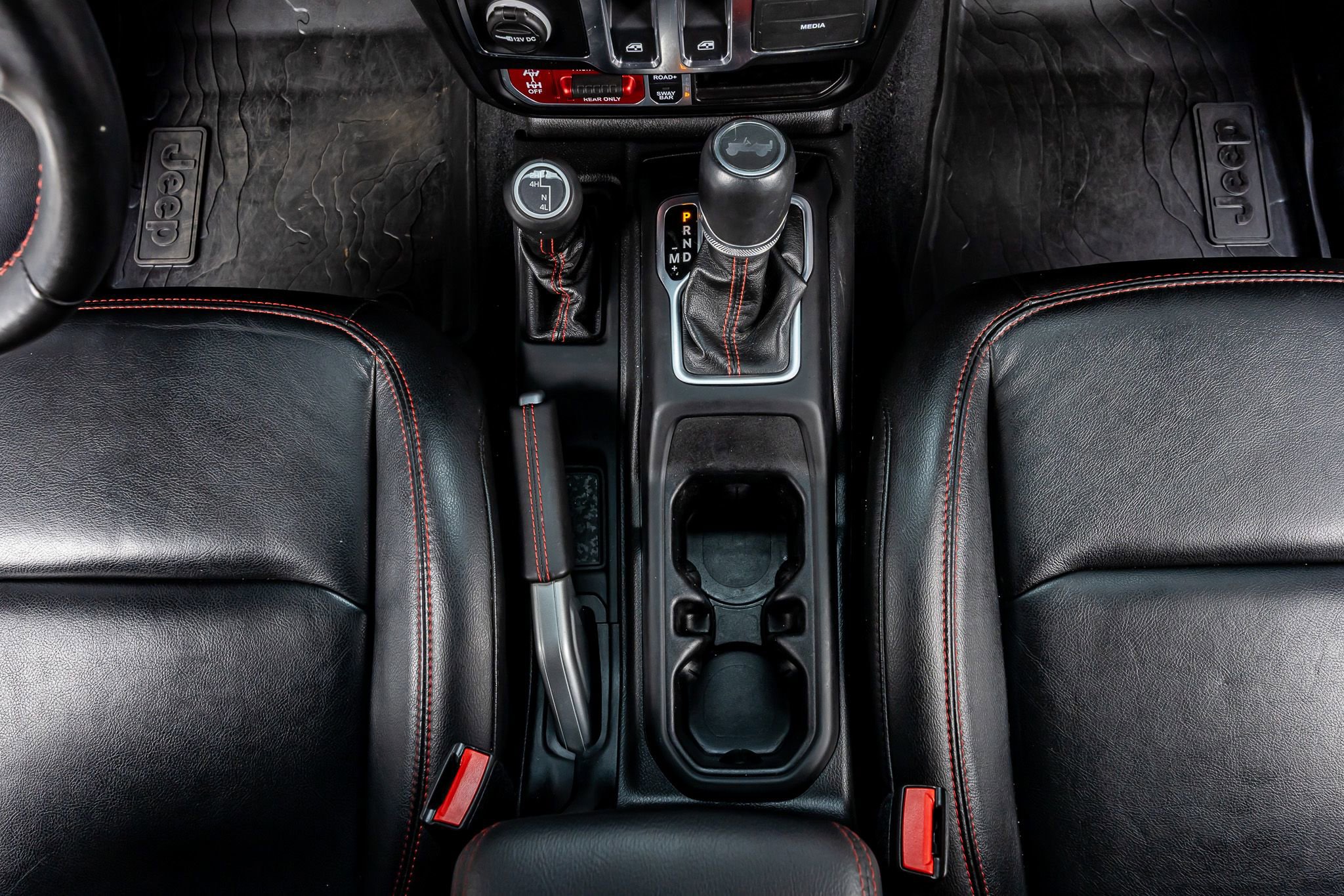 Used 2022 Jeep Wrangler Rubicon AWD/4WD image 27