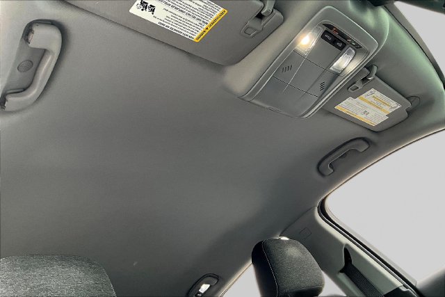 Used 2023 Chevrolet Equinox LT FWD image 26