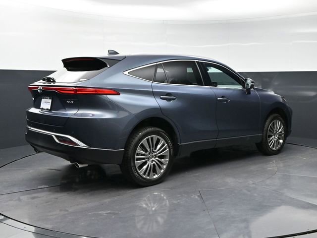 Used 2024 Toyota Venza XLE AWD/4WD image 5