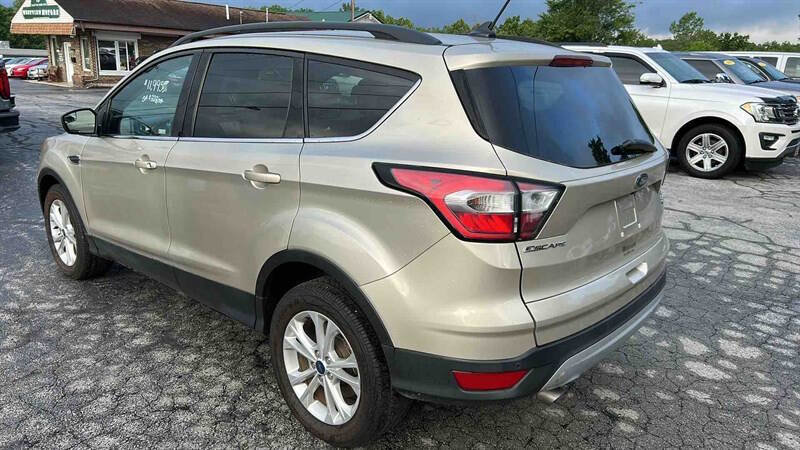 Used 2018 Ford Escape SEL image 6