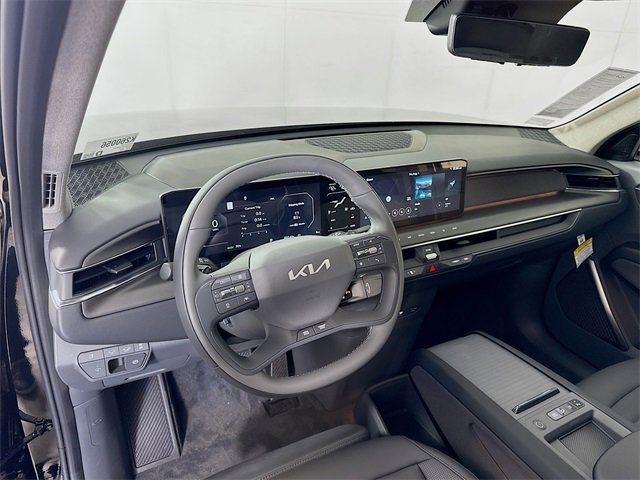 Certified 2026 Kia EV9 Land image 9