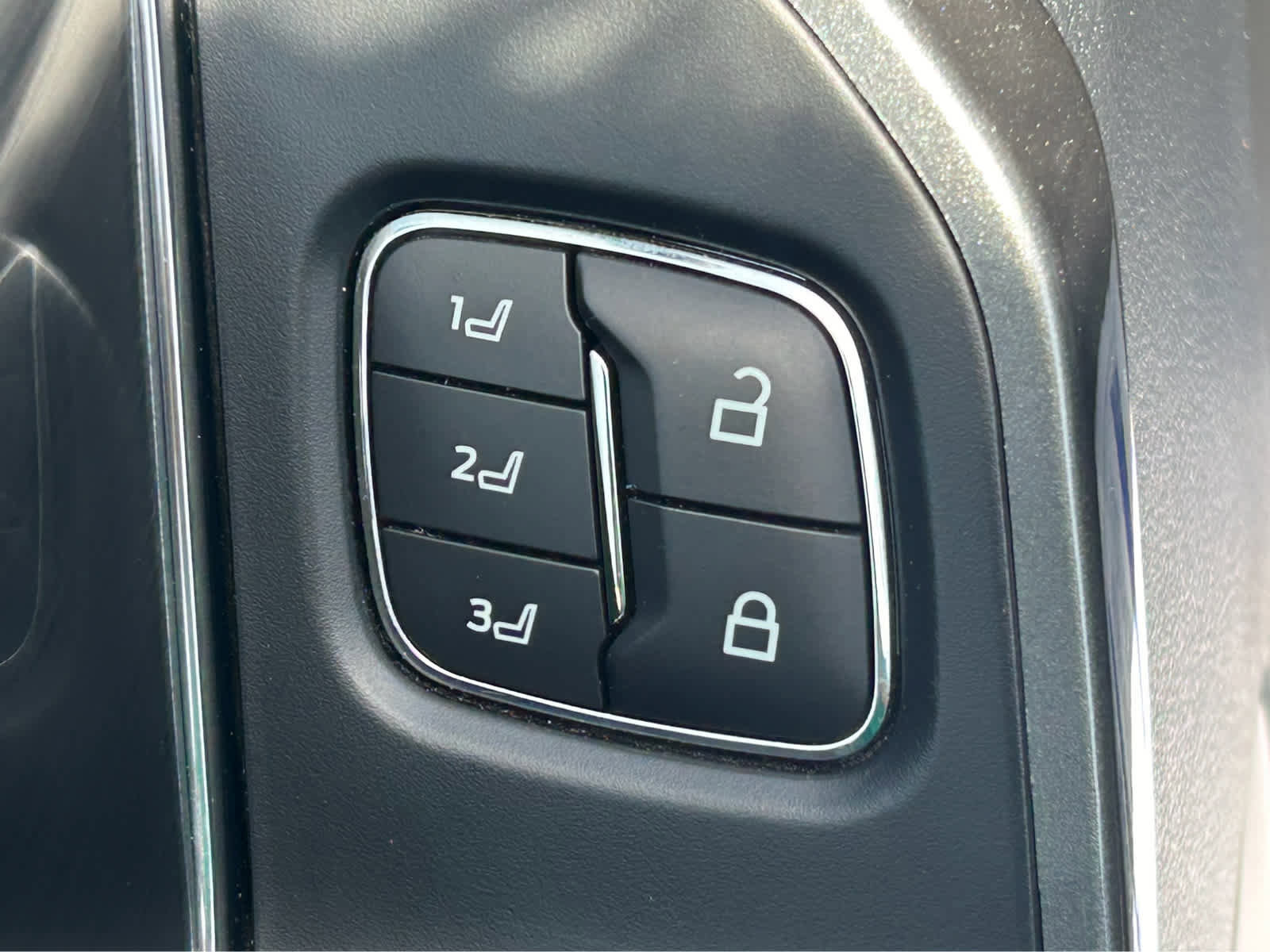 Used 2023 Ford F150 Lariat w/ Equipment Group 502A High AWD/4WD image 22