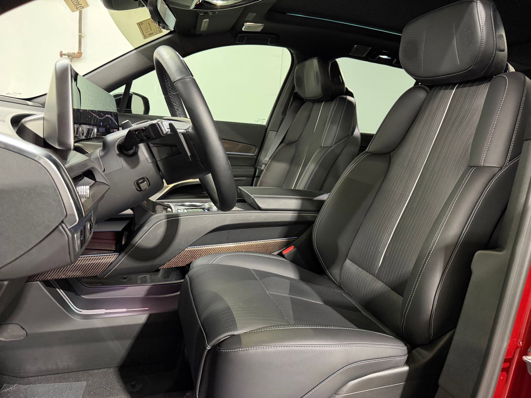 New 2026 Cadillac Vistiq Sport image 5