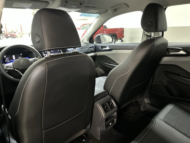 Certified 2022 Volkswagen Taos SE image 19