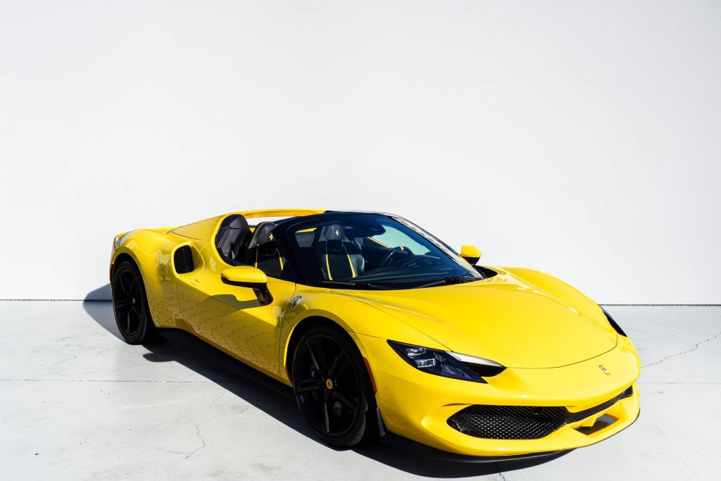 Certified 2023 Ferrari 296 GTS RWD image 1