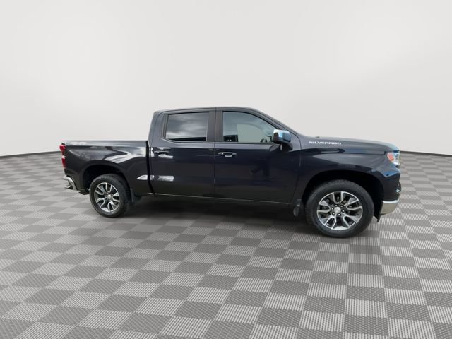 Used 2023 Chevrolet Silverado 1500 LT image 2