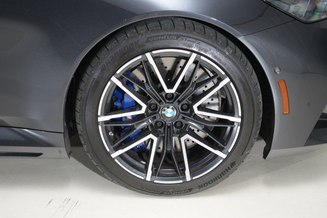Used 2025 BMW M5 w/ Executive Package image 19
