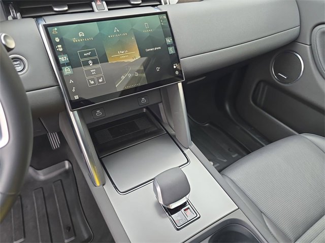 Used 2025 Land Rover Discovery Sport S image 20
