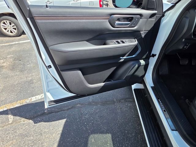 New 2026 Nissan Armada Platinum Reserve w/ Accent Package AWD/4WD image 10