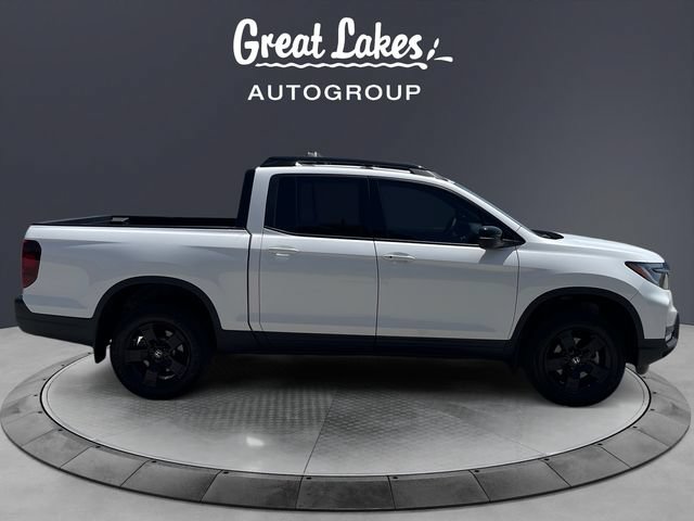 Used 2025 Honda Ridgeline Black Edition image 6