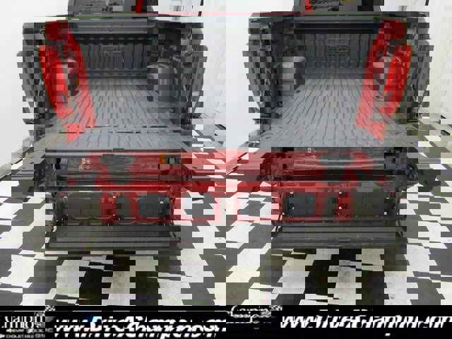 Certified 2025 GMC Sierra 1500 SLT w/ SLT Premium Package image 18