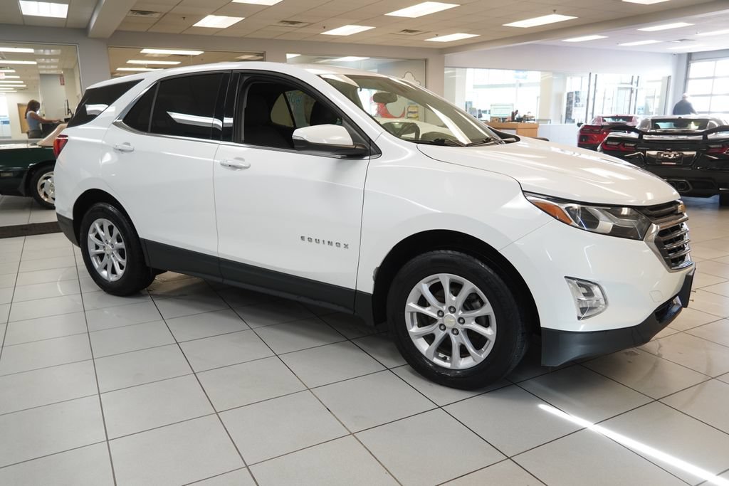 Used 2018 Chevrolet Equinox LT FWD image 14