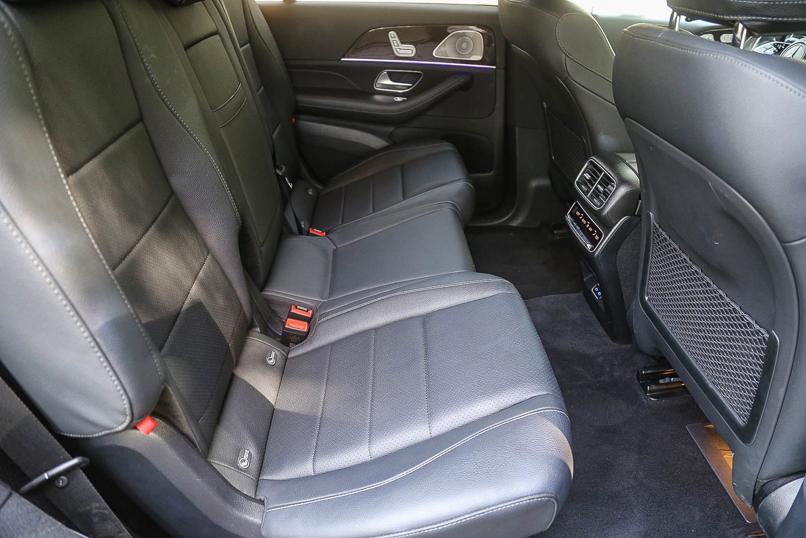 Used 2025 Mercedes-Benz GLS 450 4MATIC image 16