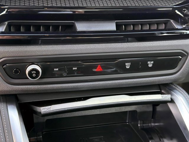 Used 2026 BMW M440i Coupe w/ Premium Package image 19