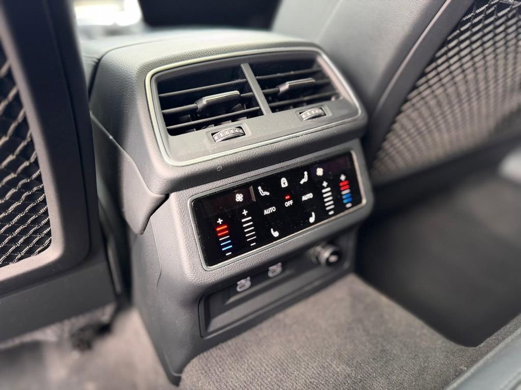 Used 2021 Audi RS 6 AWD/4WD image 26