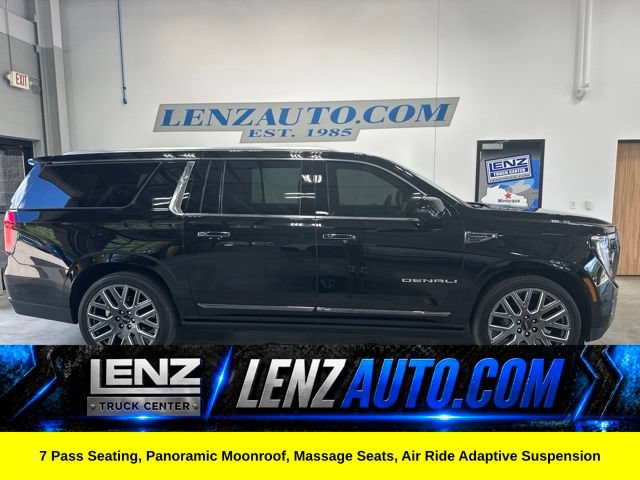 Used 2025 GMC Yukon XL Denali Ultimate AWD/4WD image 1