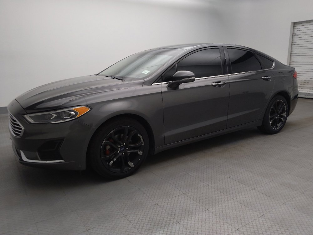 Used 2020 Ford Fusion SEL FWD image 2