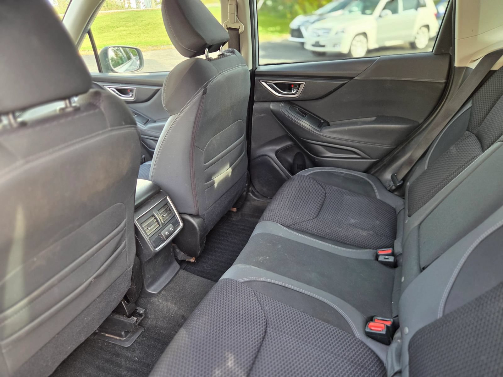 Used 2021 Subaru Forester Premium AWD/4WD image 9