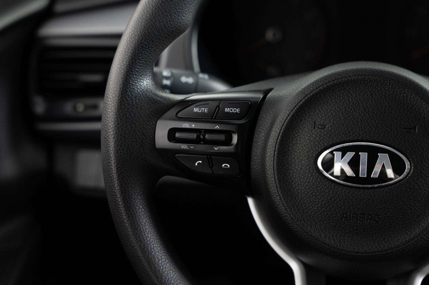 Used 2018 Kia Rio S FWD image 28