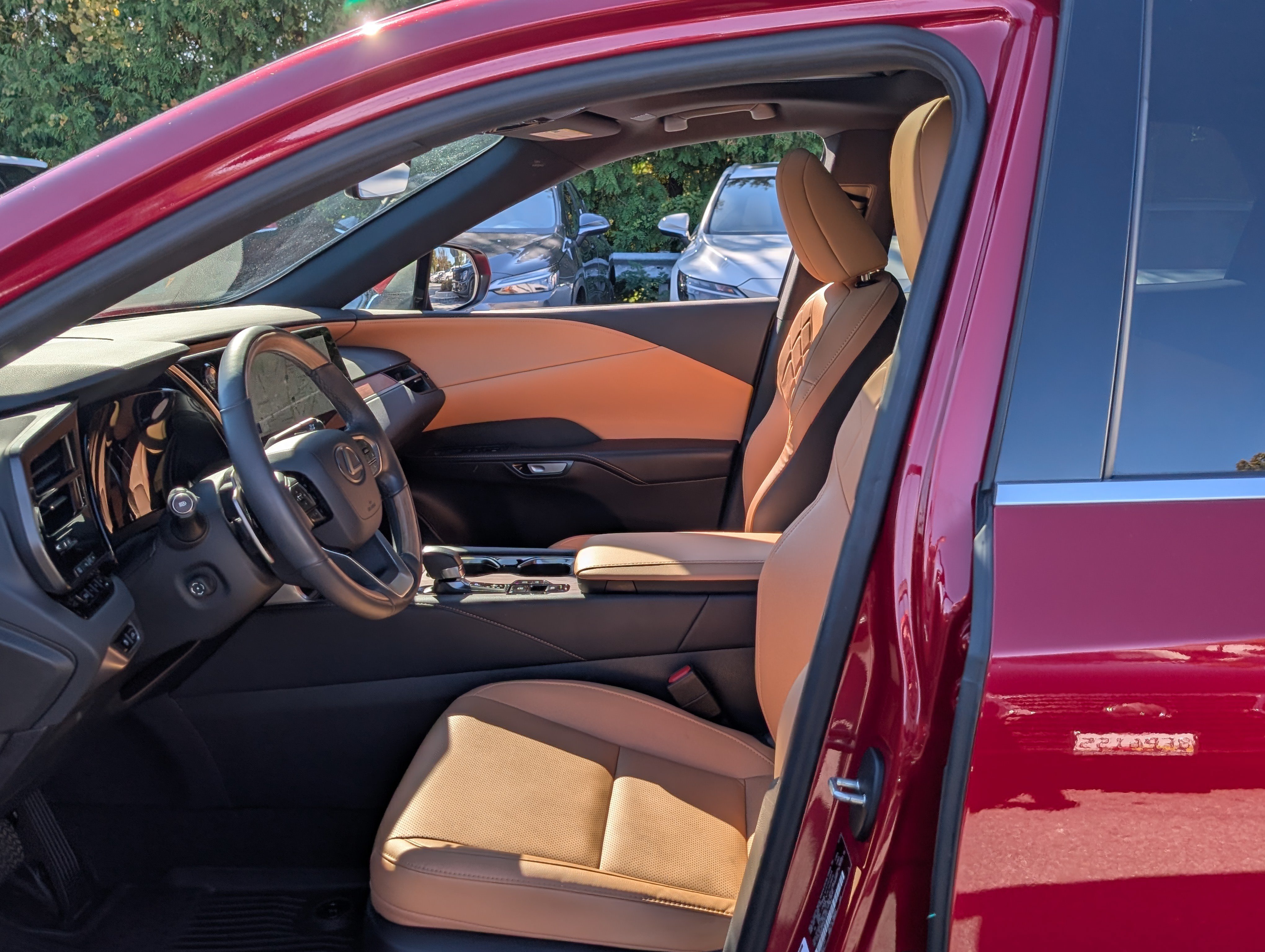 Used 2024 Lexus RX 350 Premium w/ Cold Area Package AWD/4WD image 17