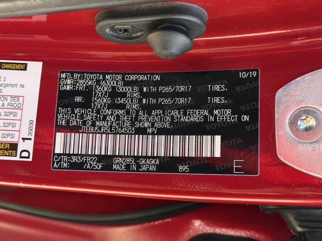 Used 2020 Toyota 4Runner SR5 AWD/4WD image 31