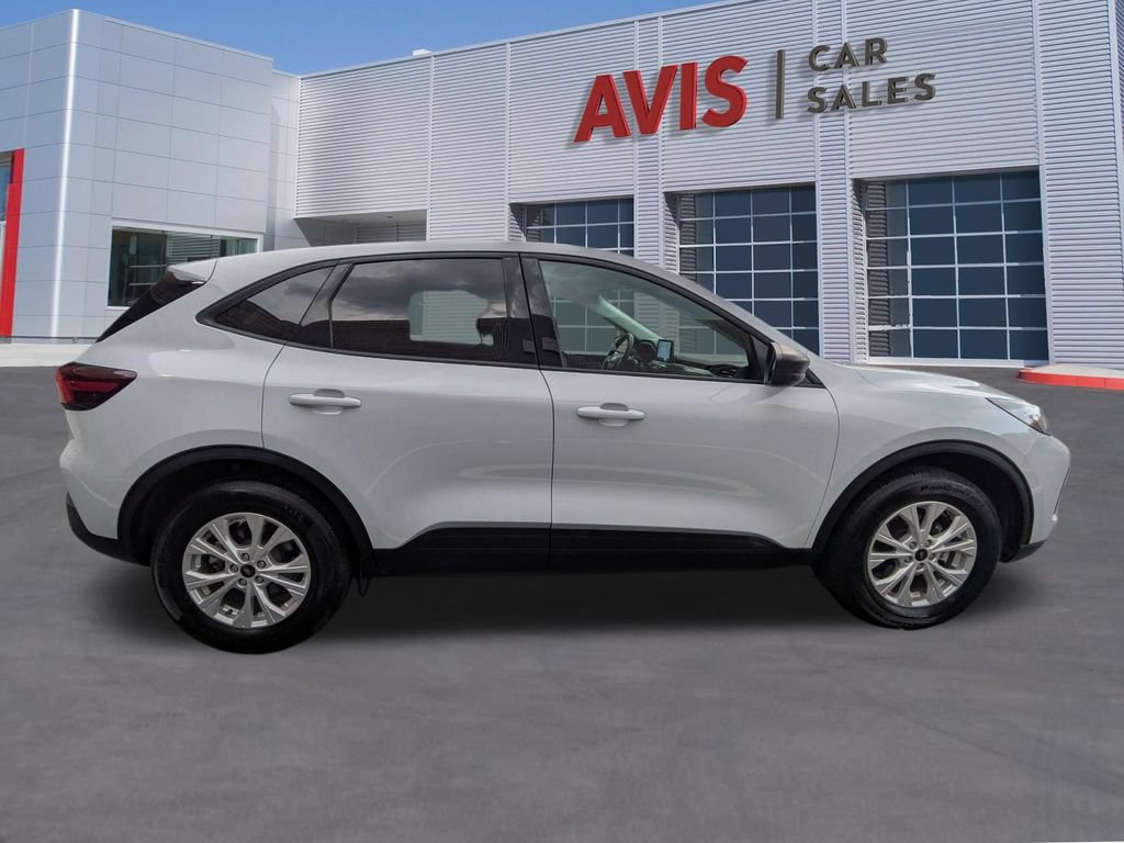 Used 2025 Ford Escape Active AWD/4WD image 5