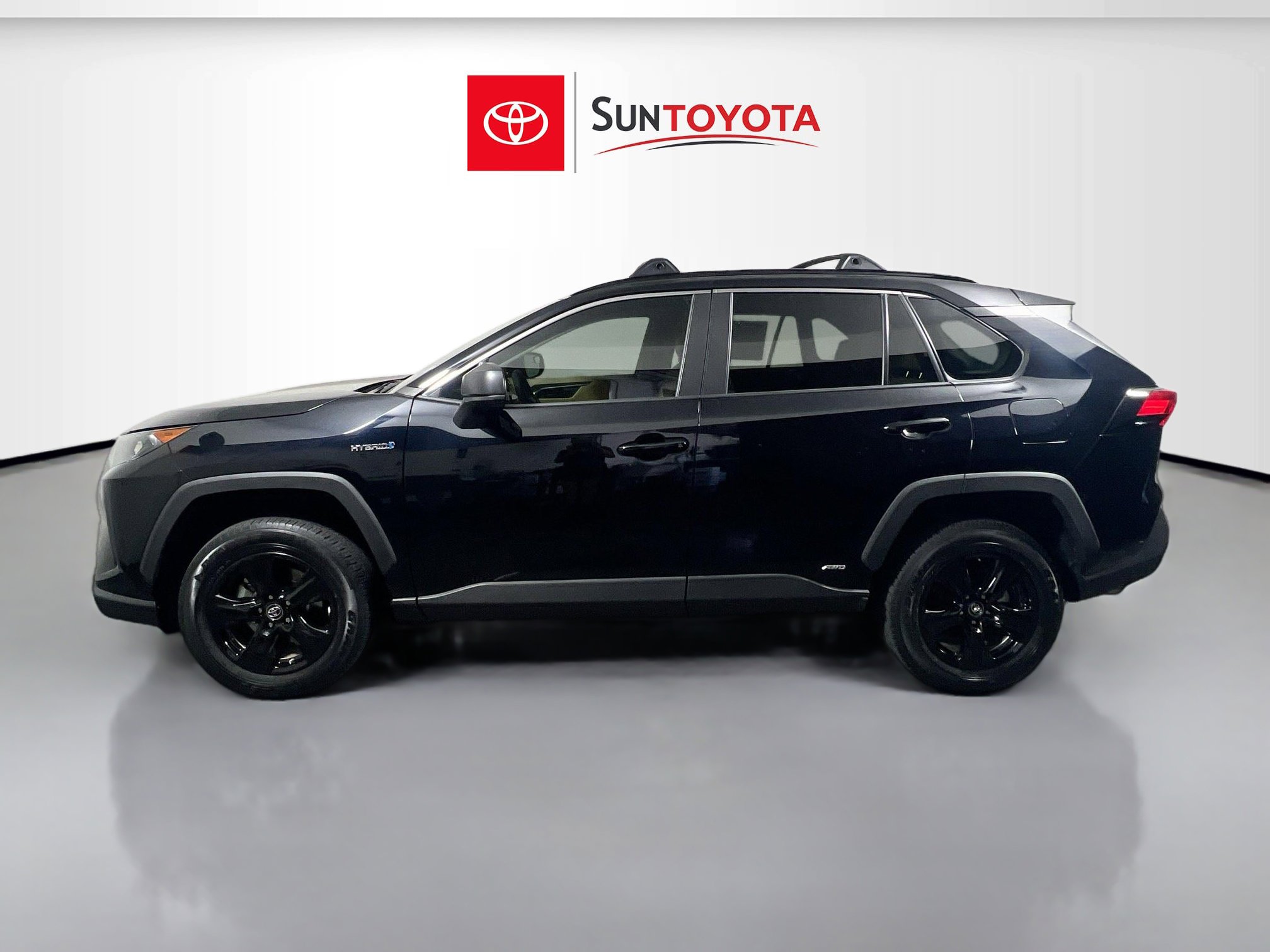 Used 2019 Toyota RAV4 LE image 7