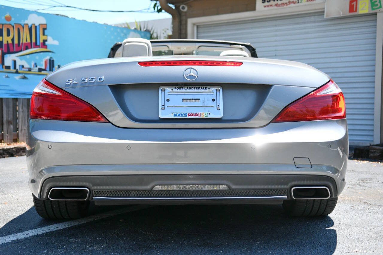 Used 2014 Mercedes-Benz SL 550 image 26