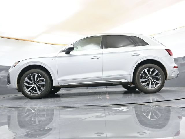 Used 2023 Audi Q5 2.0T Premium Plus w/ Premium Plus Package AWD/4WD image 31