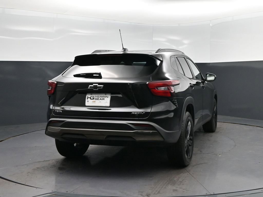 New 2026 Chevrolet Trax ACTIV w/ Driver Confidence Package FWD image 7