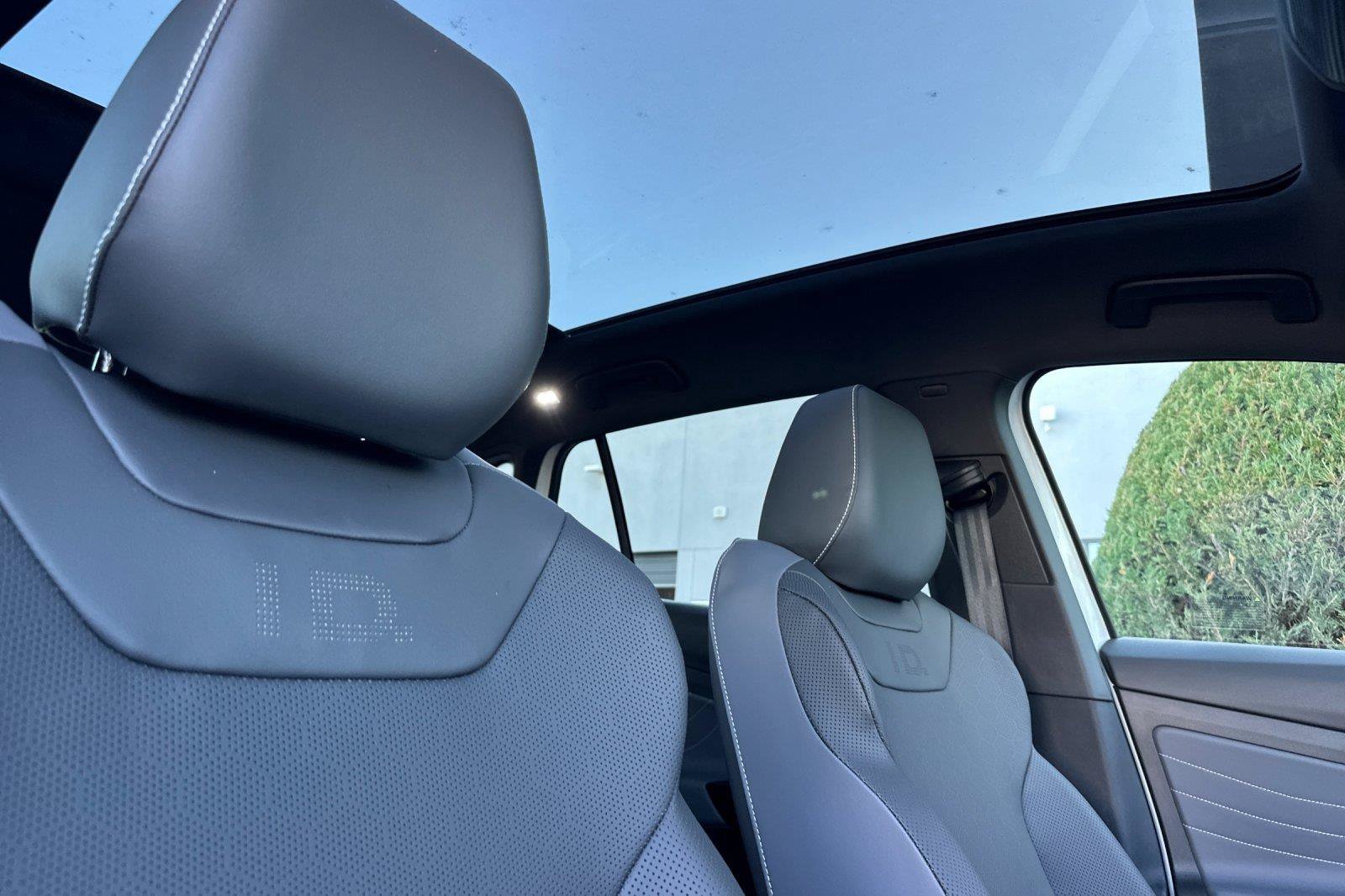 New 2026 Volkswagen ID.4 Pro S AWD/4WD image 16