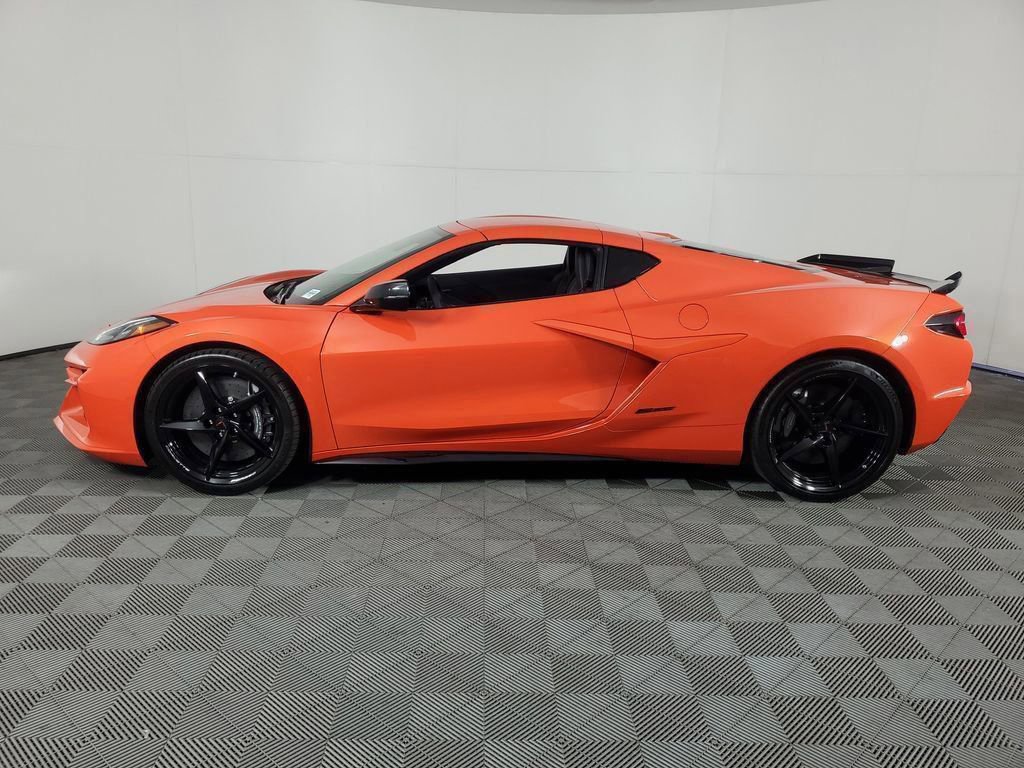 New 2025 Chevrolet Corvette E-Ray image 7