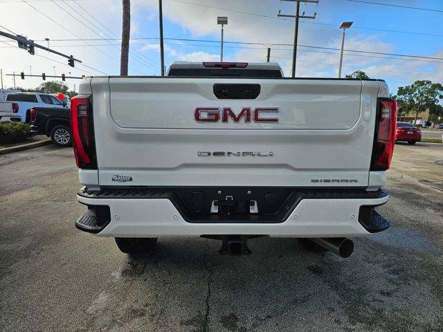 New 2026 GMC Sierra 2500 Denali w/ Denali Reserve Package image 4