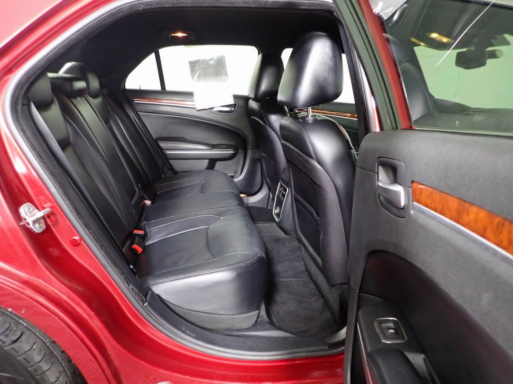 Used 2012 Chrysler 300 Limited image 24