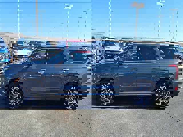 Used 2022 Hyundai Palisade Calligraphy image 8
