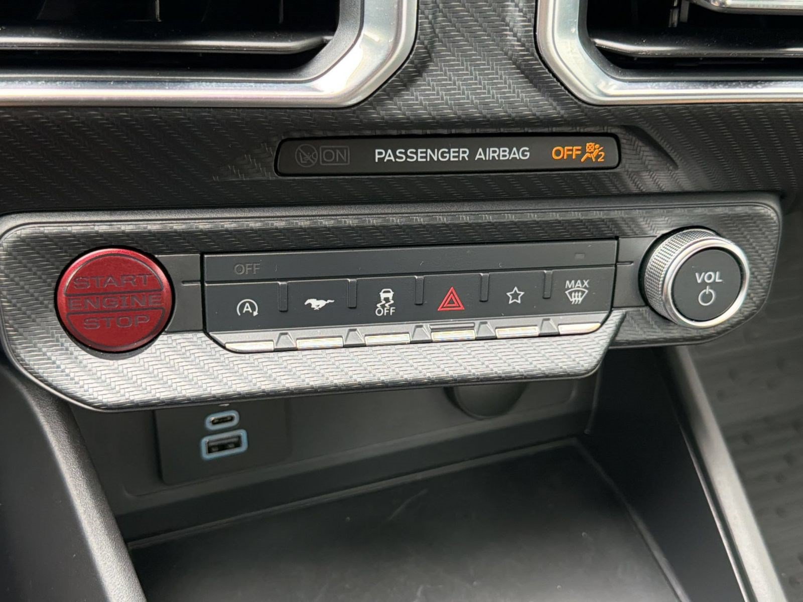 Used 2026 Ford Mustang Premium RWD image 16
