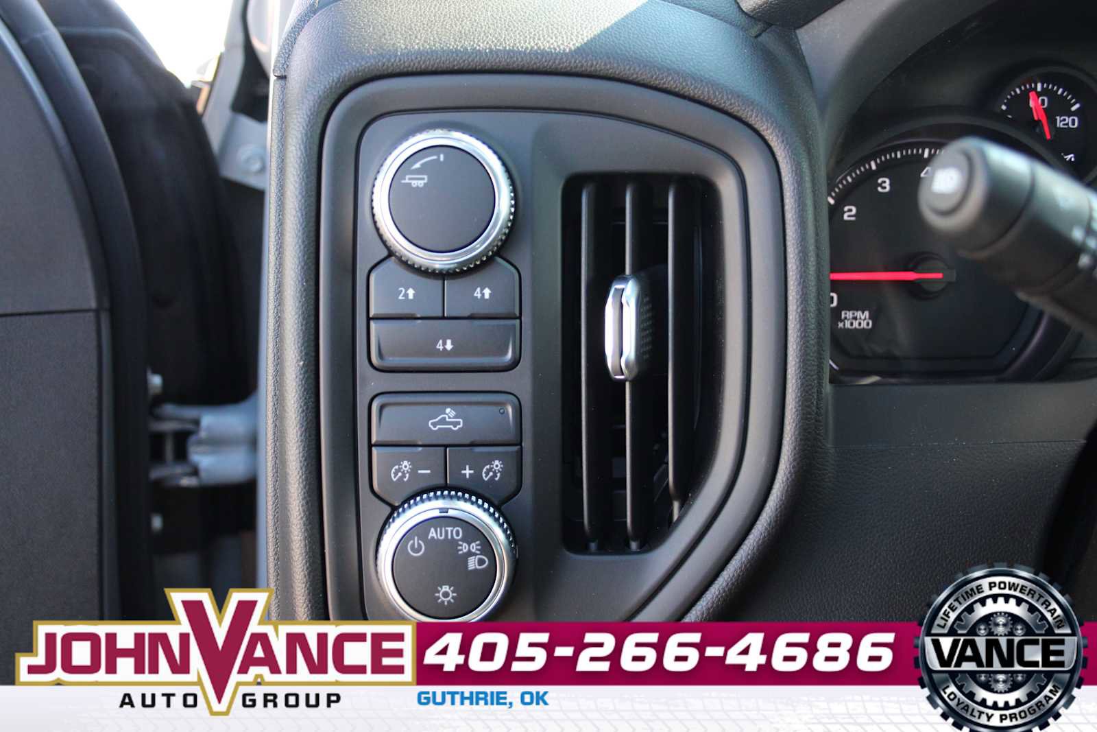 Used 2025 GMC Sierra 2500 Pro image 28