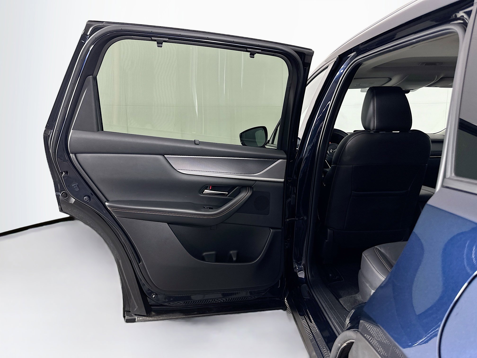 Used 2024 MAZDA CX-90 Plug-In Hybrid w/ Preferred image 26