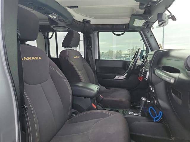 Used 2013 Jeep Wrangler Unlimited Sahara image 23