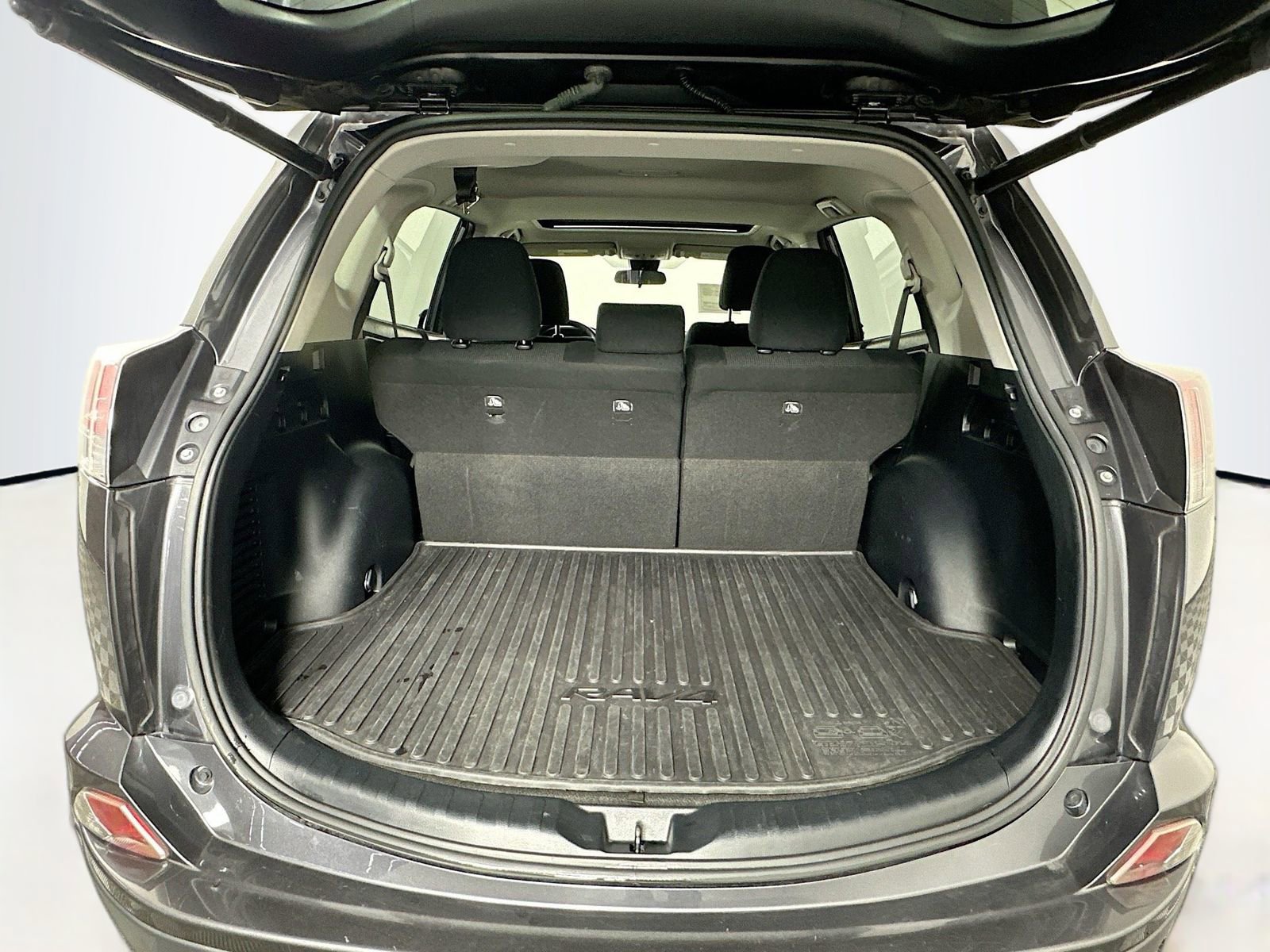 Certified 2018 Toyota RAV4 XLE image 24