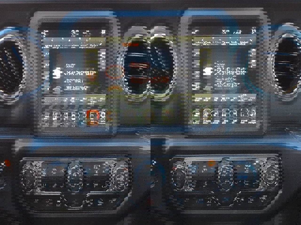 Used 2022 Jeep Wrangler Unlimited Rubicon 4xe w/ Cold Weather Group image 17