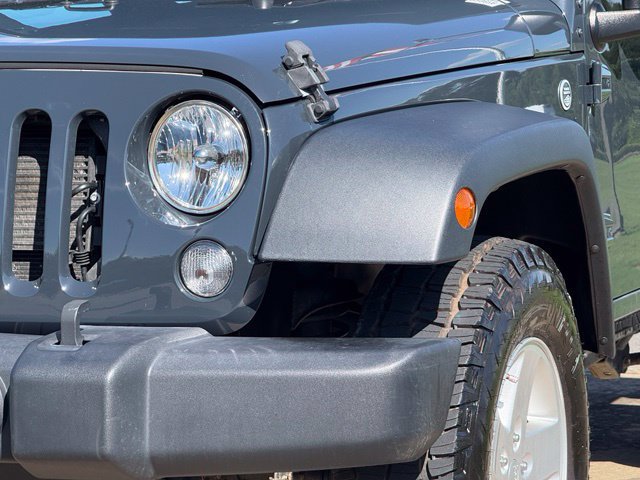 Used 2017 Jeep Wrangler Sport w/ Quick Order Package 24S AWD/4WD image 11