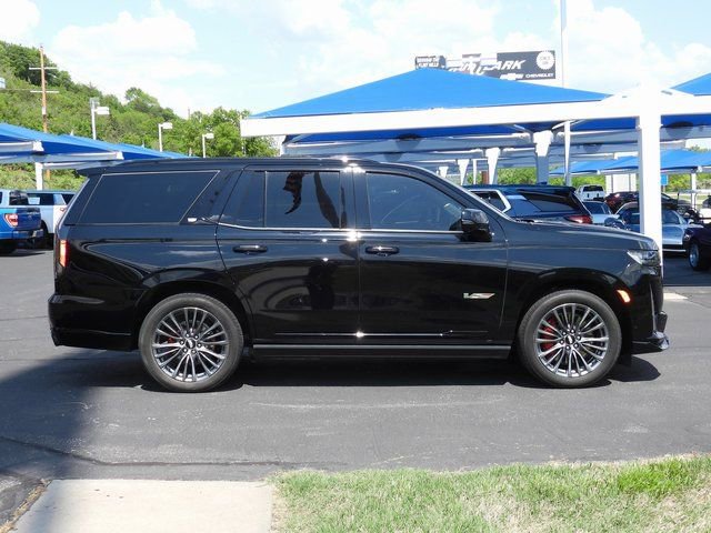 Used 2023 Cadillac Escalade V w/ LPO, Floor Liner Package AWD/4WD image 51