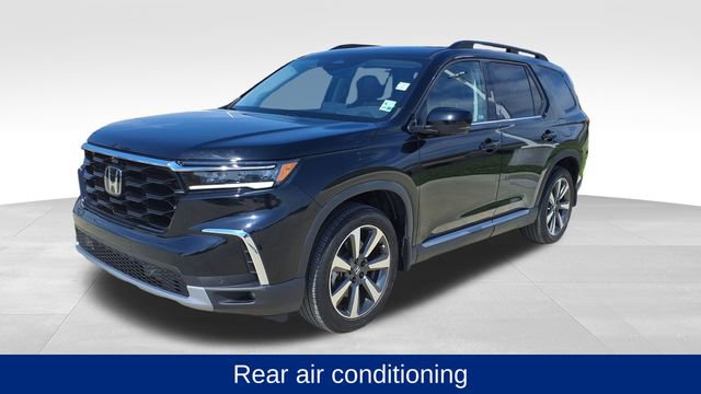Used 2024 Honda Pilot Elite image 3