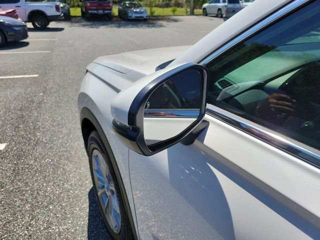 Used 2025 Honda CR-V EX-L image 18