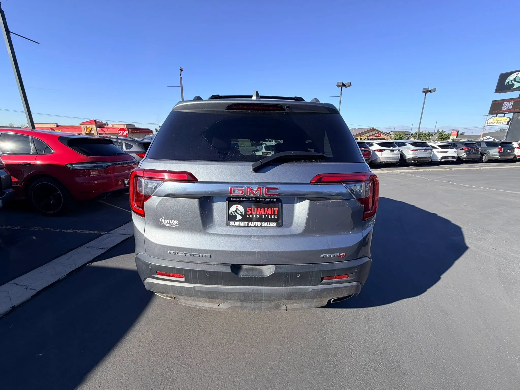 Used 2021 GMC Acadia AT4 w/ Trailering Package AWD/4WD image 4